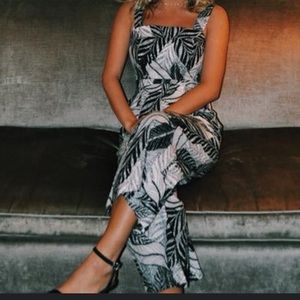 ASTR THE LABEL Jordyn Jumpsuit In Black Tropical Palm Print Linen Blend